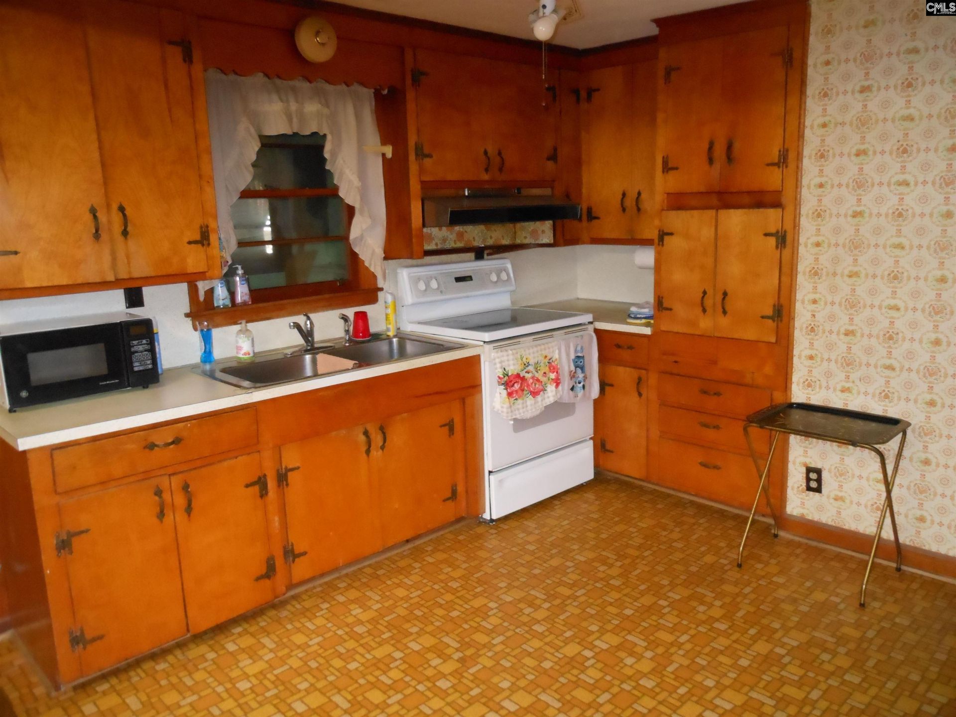 137 Old Price Road  Photo 12