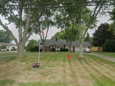 1459 Schneider Street NW, North Canton, OH 44720
