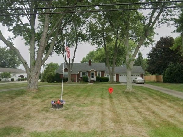 1459 Schneider Street NW, North Canton, OH 44720