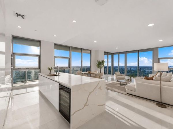 220 Lake Shore Drive, Unit 2223, Lake Park, FL 33403