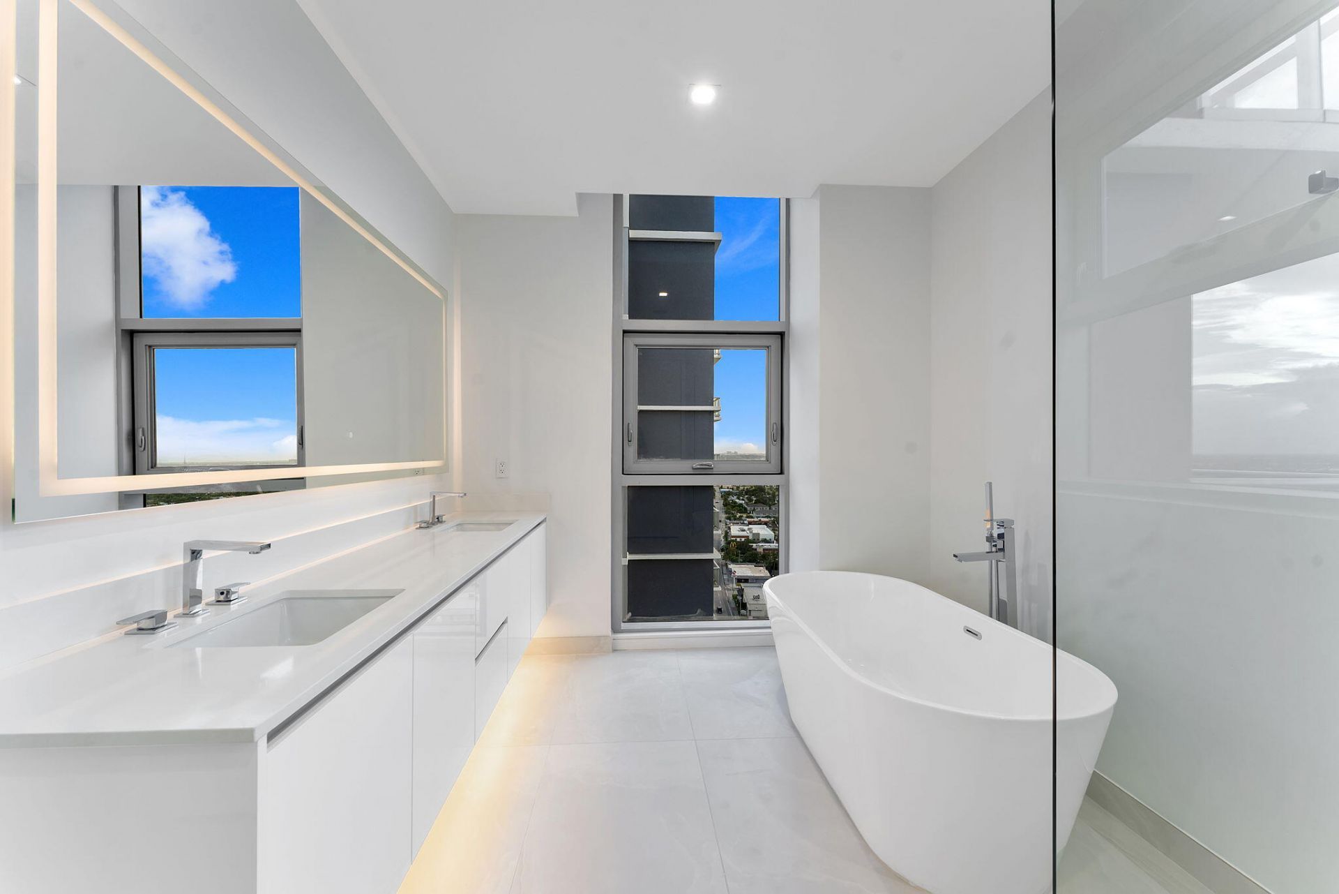 220 Lake Shore Drive, Unit 2223, Lake Park, FL 33403 Photo