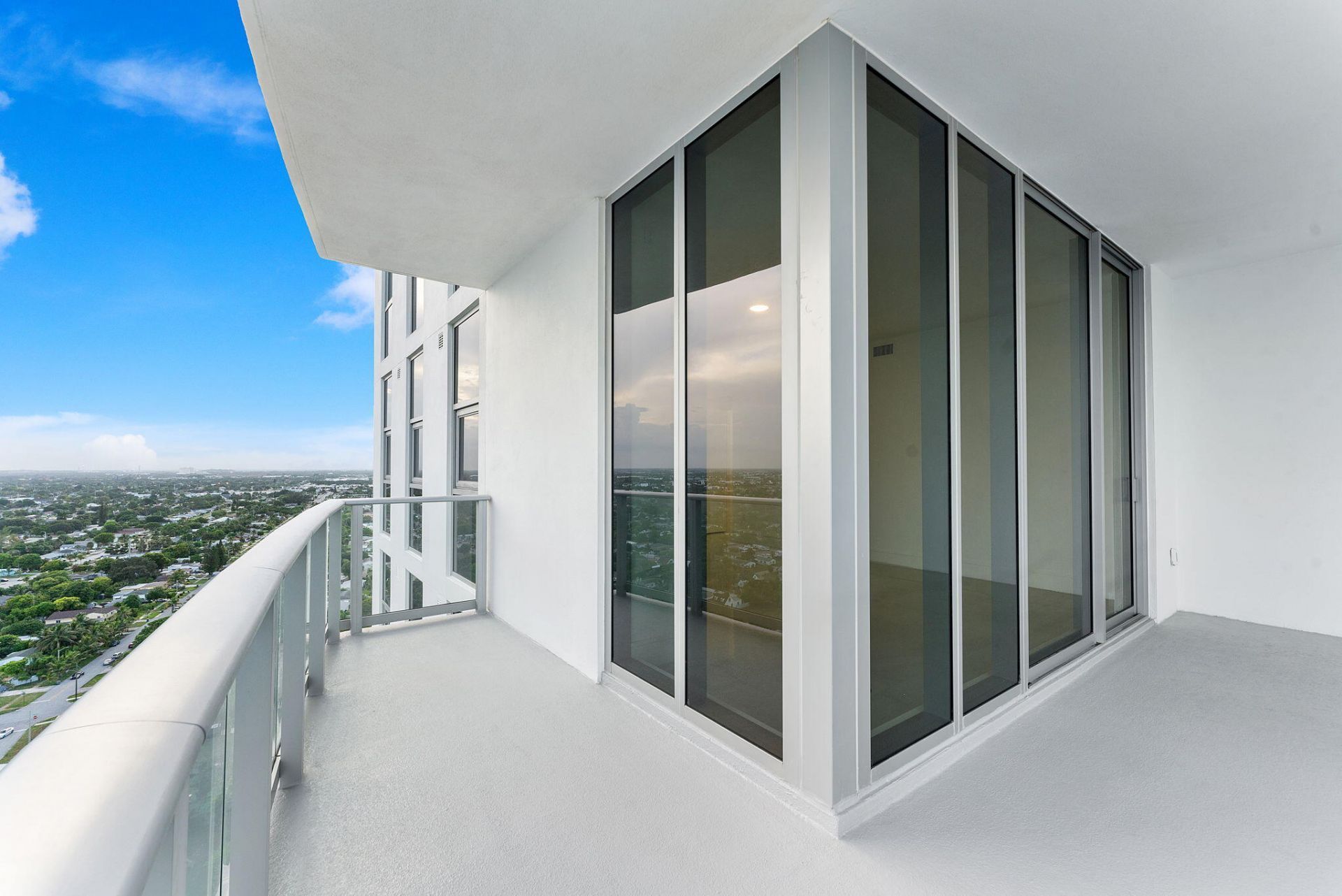 220 Lake Shore Drive, Unit 2223, Lake Park, FL 33403 Photo