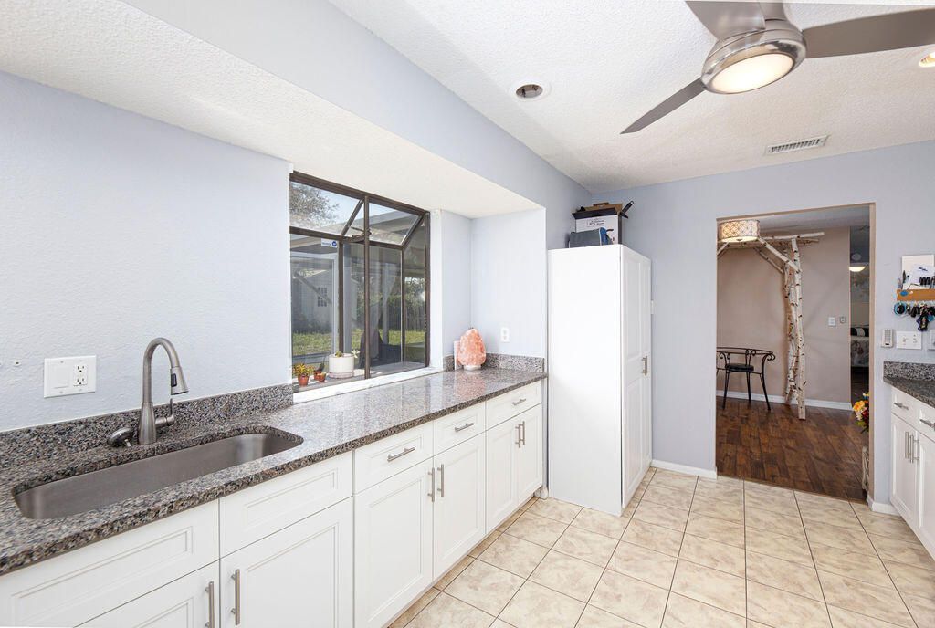 1337 SE Roanoke Street, Port Saint Lucie, FL 34952 Photo