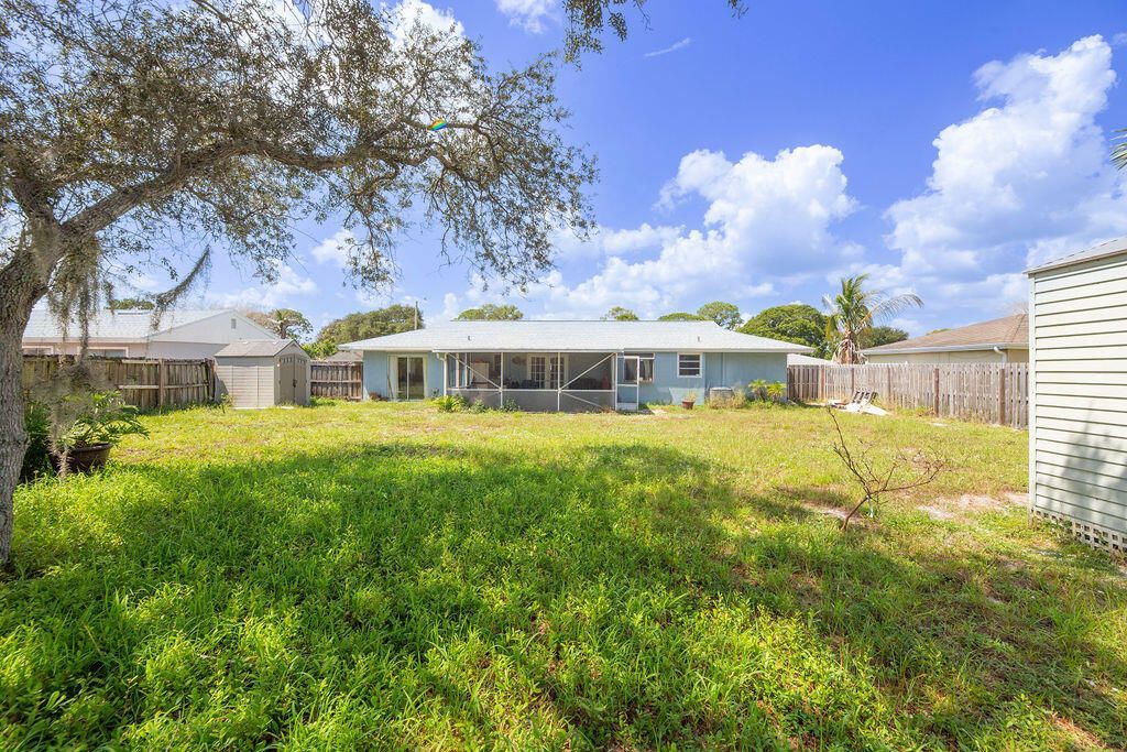 1337 SE Roanoke Street, Port Saint Lucie, FL 34952 Photo