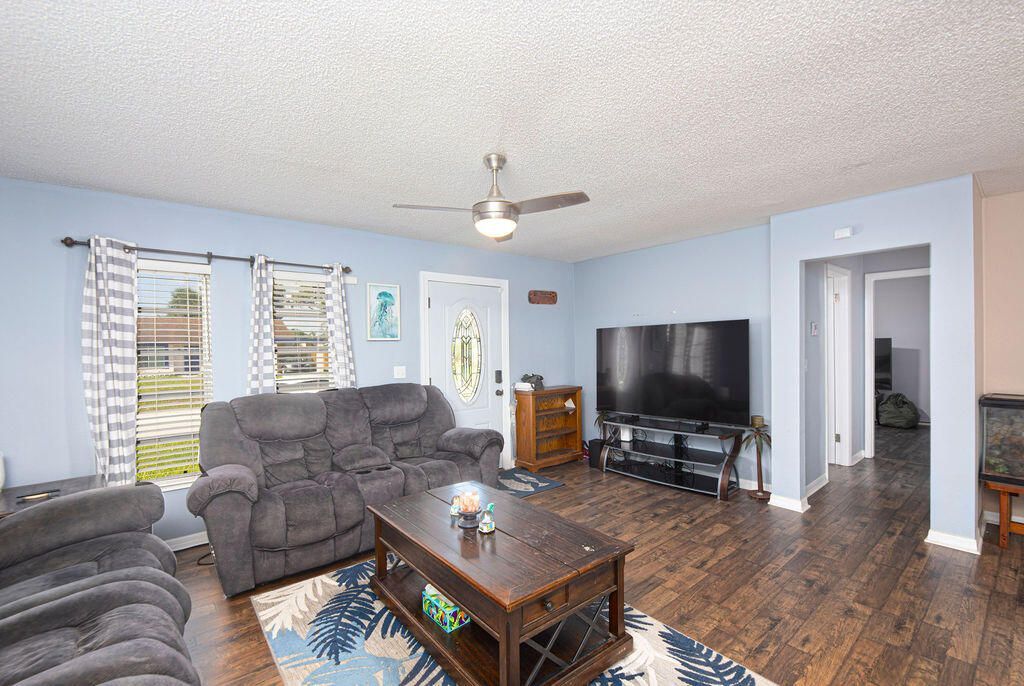 1337 SE Roanoke Street, Port Saint Lucie, FL 34952 Photo