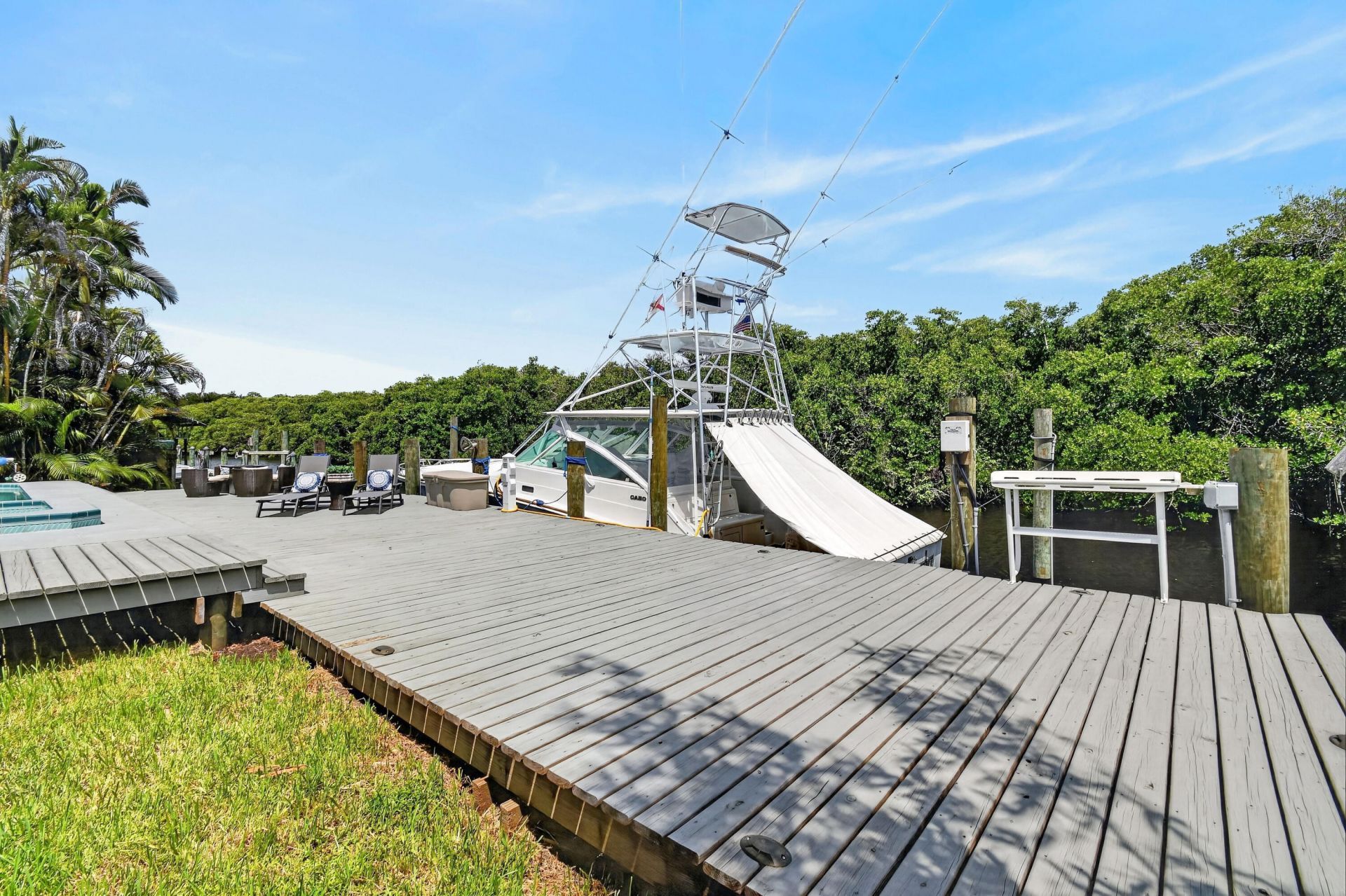 715 SW Salerno Road, Stuart, FL 34997 Photo