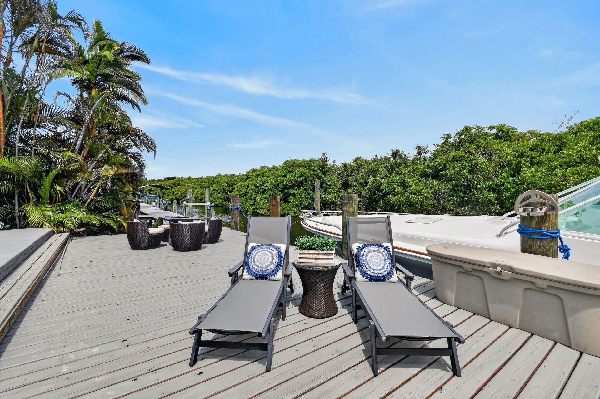 715 SW Salerno Road, Stuart, FL 34997 Photo