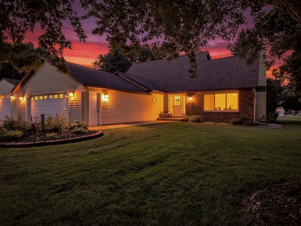 2000 9th Street SW, Austin, MN 55912