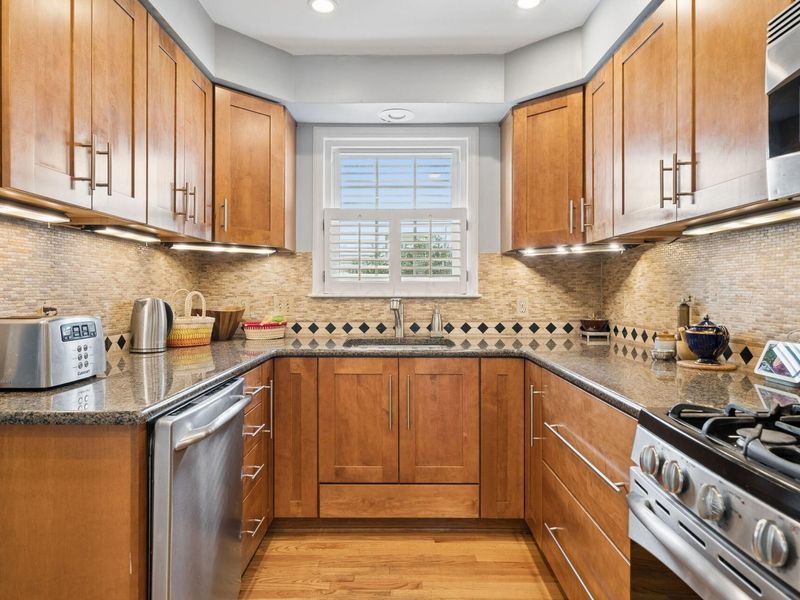 974 Chelsea Avenue, Bexley, OH 43209 Photo 8
