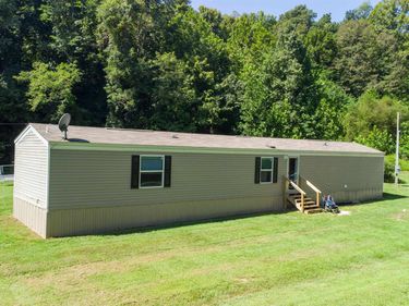 2861 Smith , Greenup, KY 41144