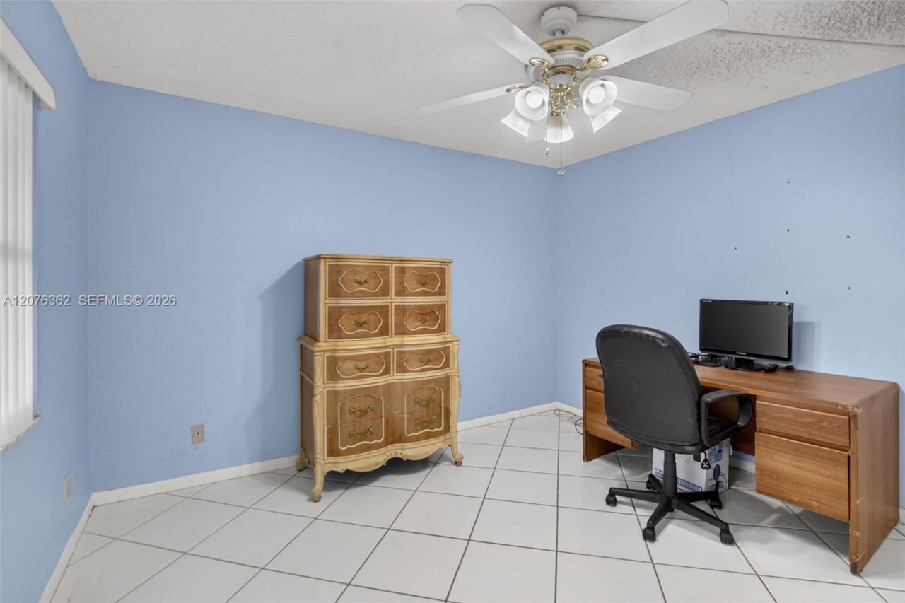 9721 Sunrise Lakes Blvd , Unit 102, Sunrise, FL 33322 Photo