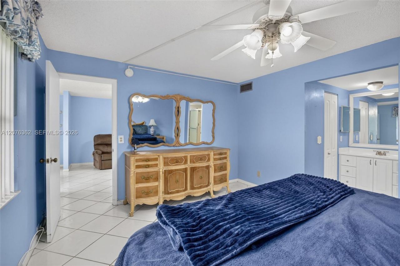 9721 Sunrise Lakes Blvd , Unit 102, Sunrise, FL 33322 Photo