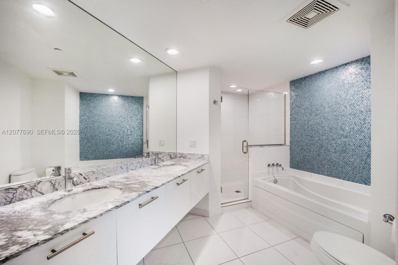 55 SE 6th St, Unit 3901, Miami, FL 33131 Photo