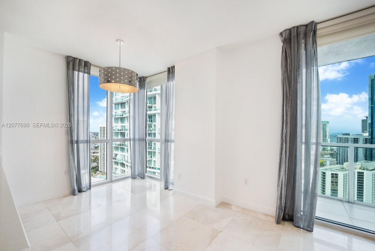 55 SE 6th St, Unit 3901, Miami, FL 33131 Photo