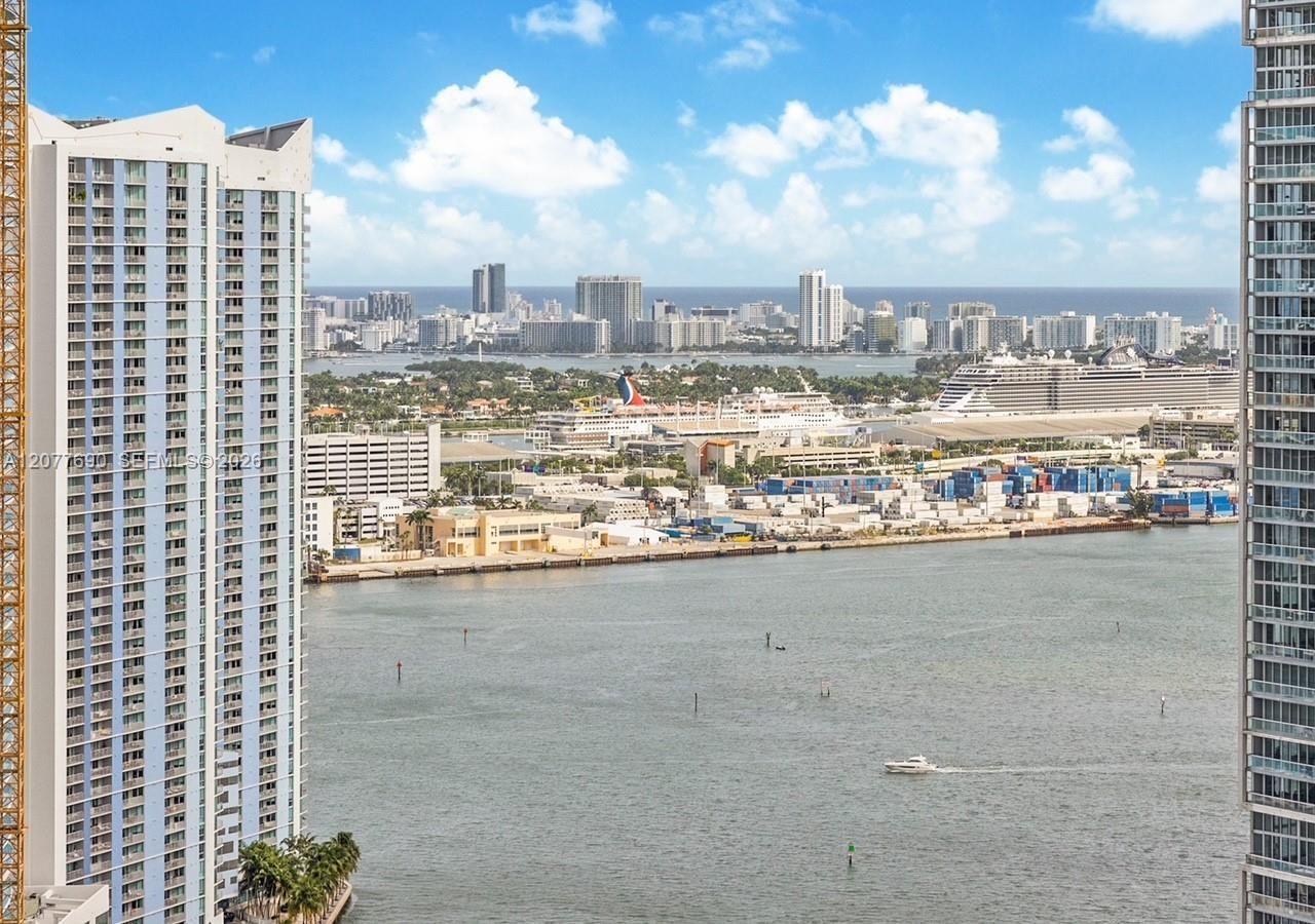 55 SE 6th St, Unit 3901, Miami, FL 33131 Photo