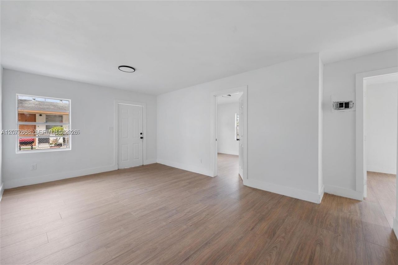 417 NW 15th Ave , Fort Lauderdale, FL 33311 Photo