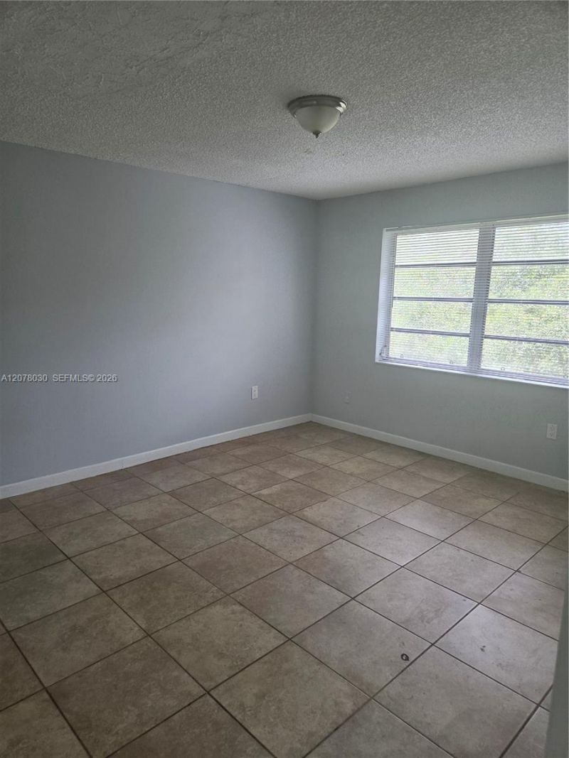20520 NW 15th Ave , Unit 230, Miami Gardens, FL 33169 Photo