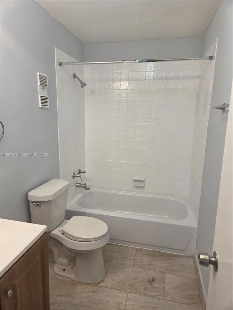 20520 NW 15th Ave , Unit 230, Miami Gardens, FL 33169 Photo