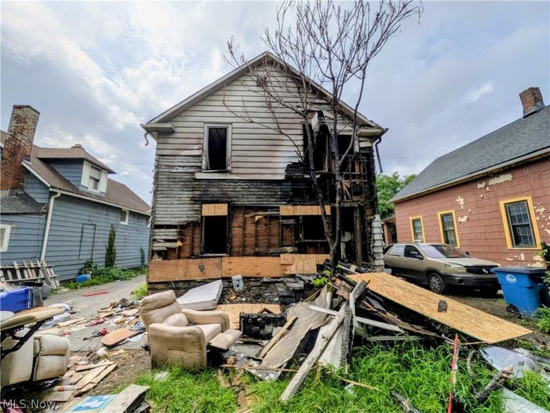 4133 E 59th Street, Cleveland, OH 44105 Photo 3