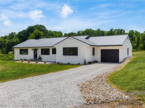 2428 Applegate Road , Lucas, OH 44843