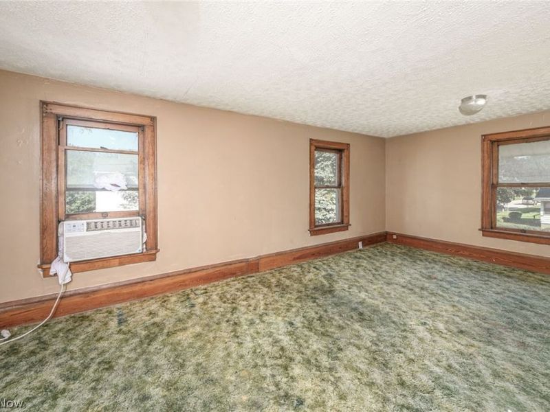 2261 8th Street SW, Akron, OH 44314 Photo 14