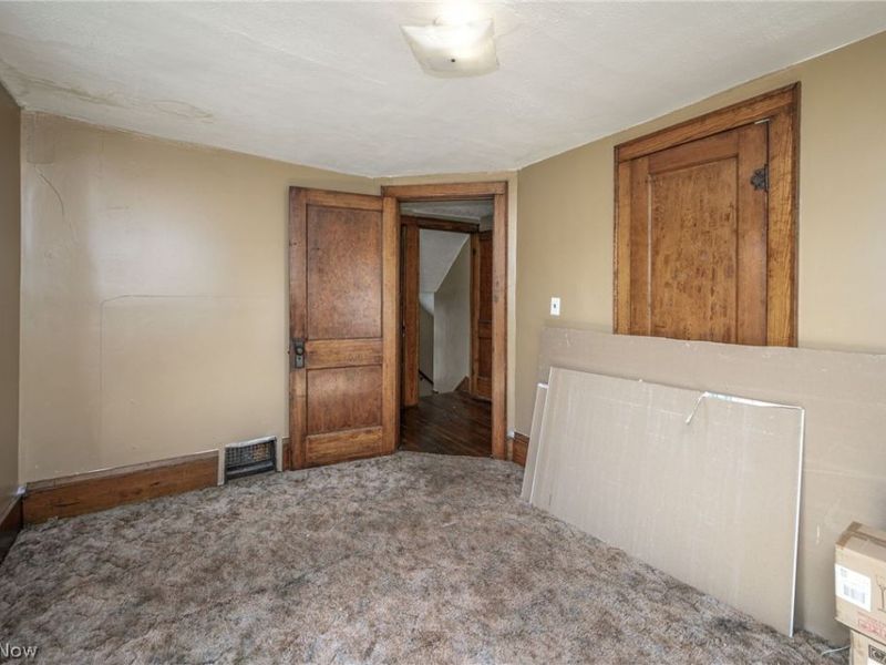 2261 8th Street SW, Akron, OH 44314 Photo 17