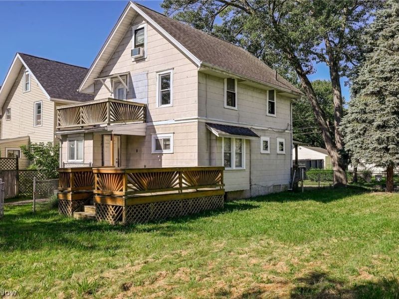 2261 8th Street SW, Akron, OH 44314 Photo 25