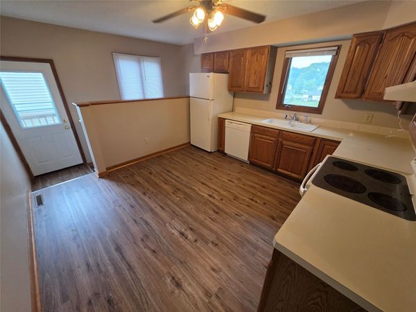 5501 S Union Street, Des Moines, IA 50315