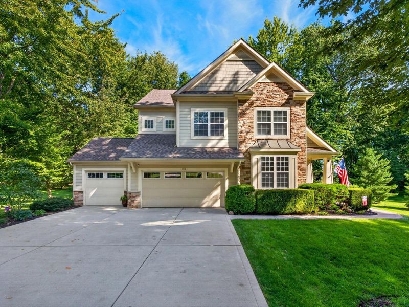 170 Lexington Woods Drive, Granville, OH 43023 Photo 2