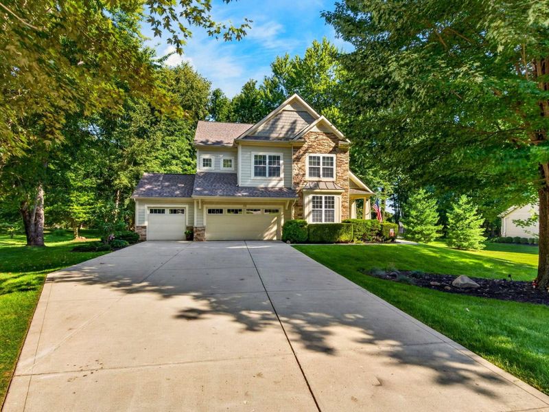 170 Lexington Woods Drive, Granville, OH 43023 Photo 5