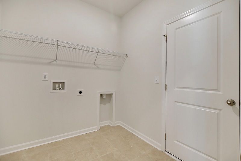 1191 Tibetan St. Photo 17