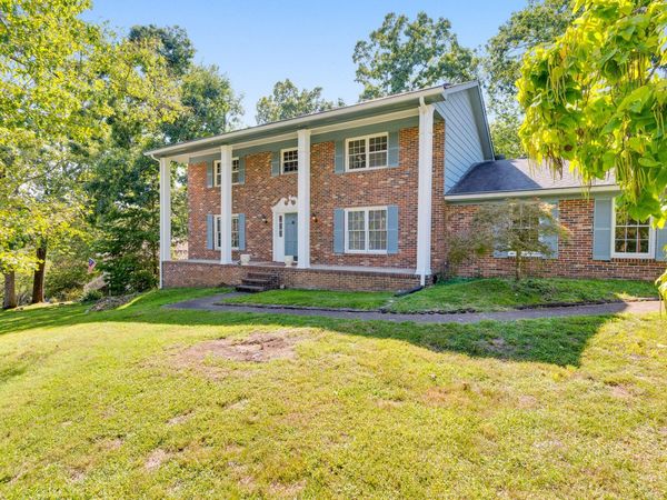 5661 Grayshore Lane , Hixson, TN 37343