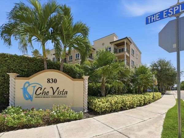 830 THE ESPLANADE N, Unit 304, VENICE, FL 34285