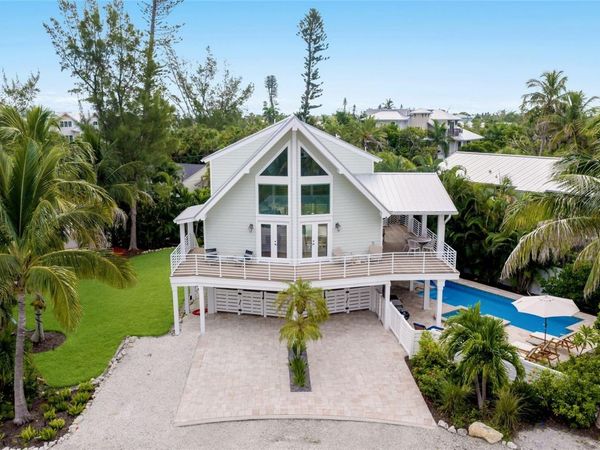 315 HAMMOCK CIRCLE, ANNA MARIA, FL 34216