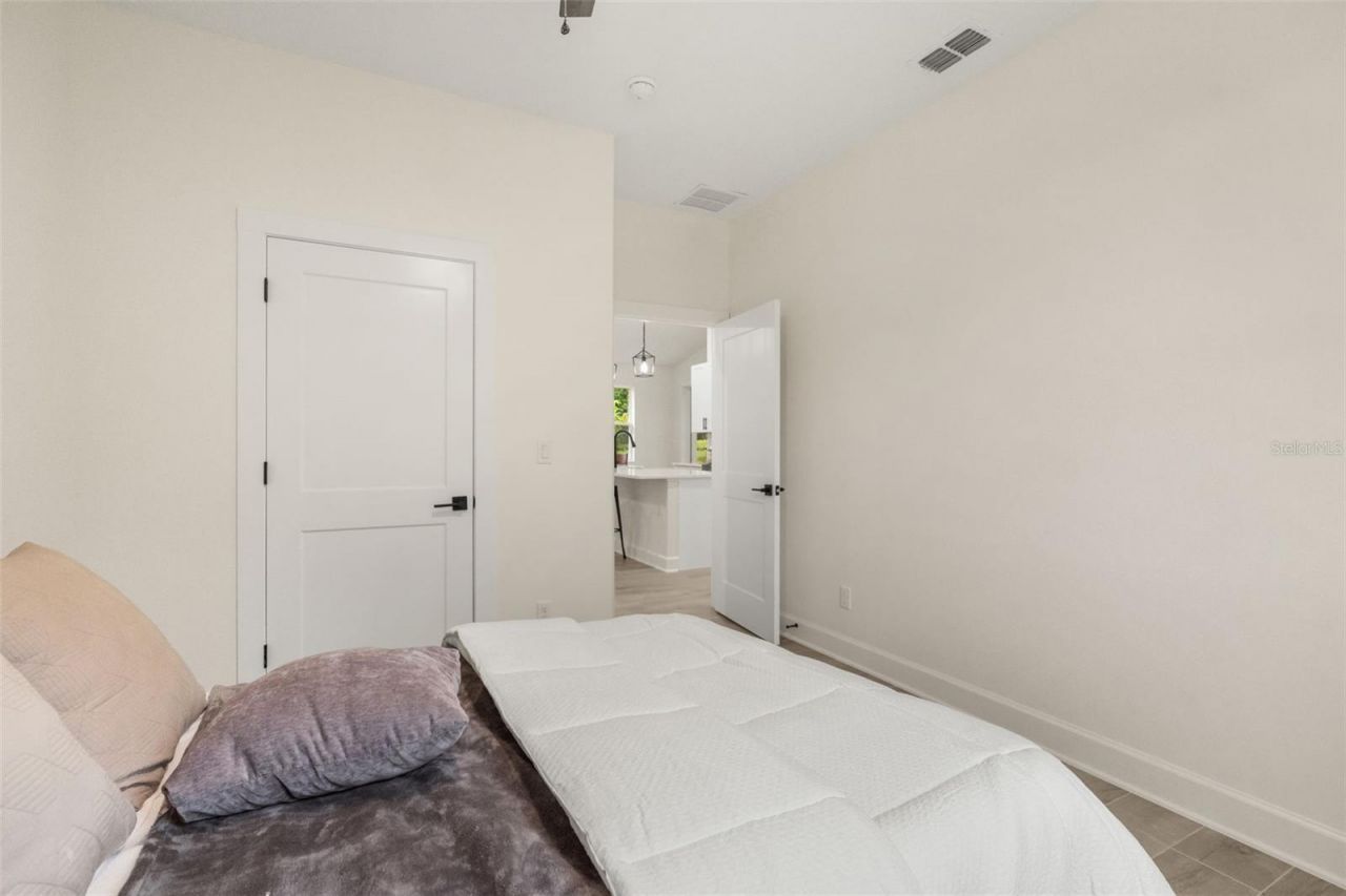 221 S Sunset Avenue, Mascotte, FL 34753 Photo