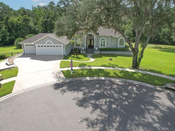 5207 MERION RD , VALRICO, FL 33596