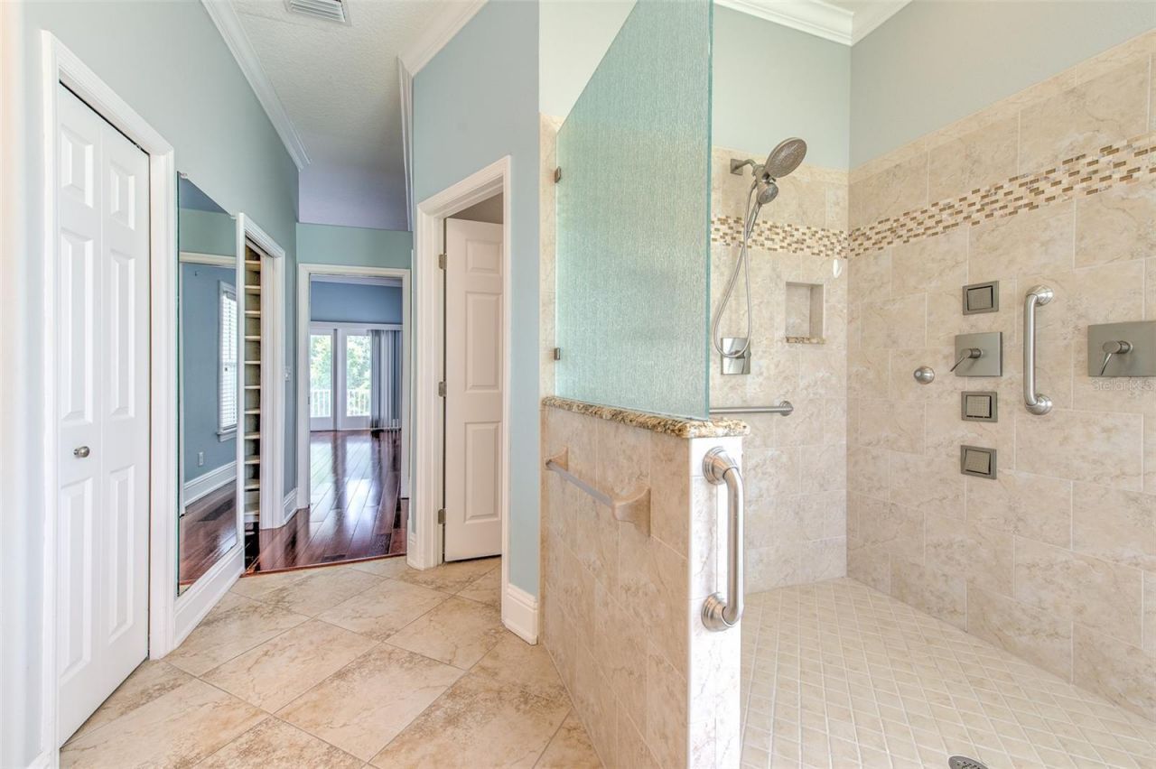 5207 Merion Rd, Valrico, FL 33596 Photo