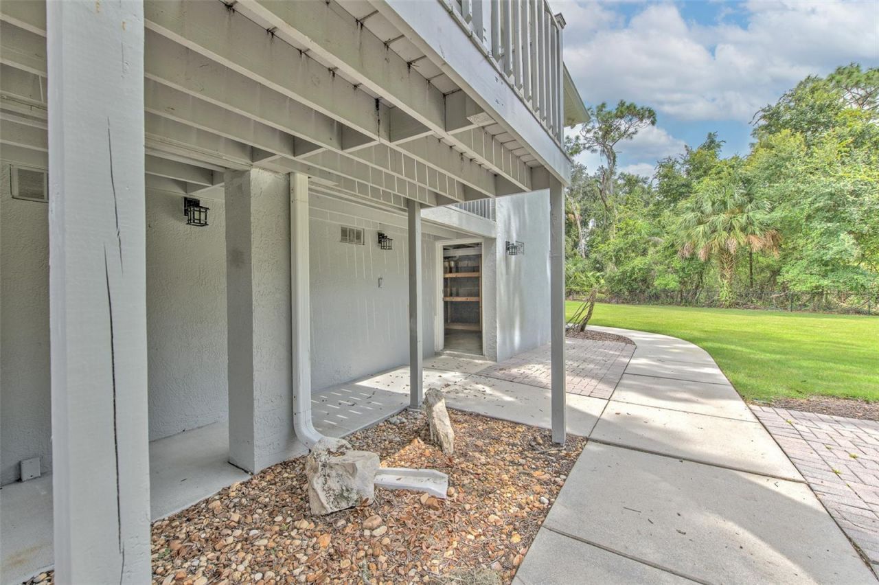 5207 Merion Rd, Valrico, FL 33596 Photo