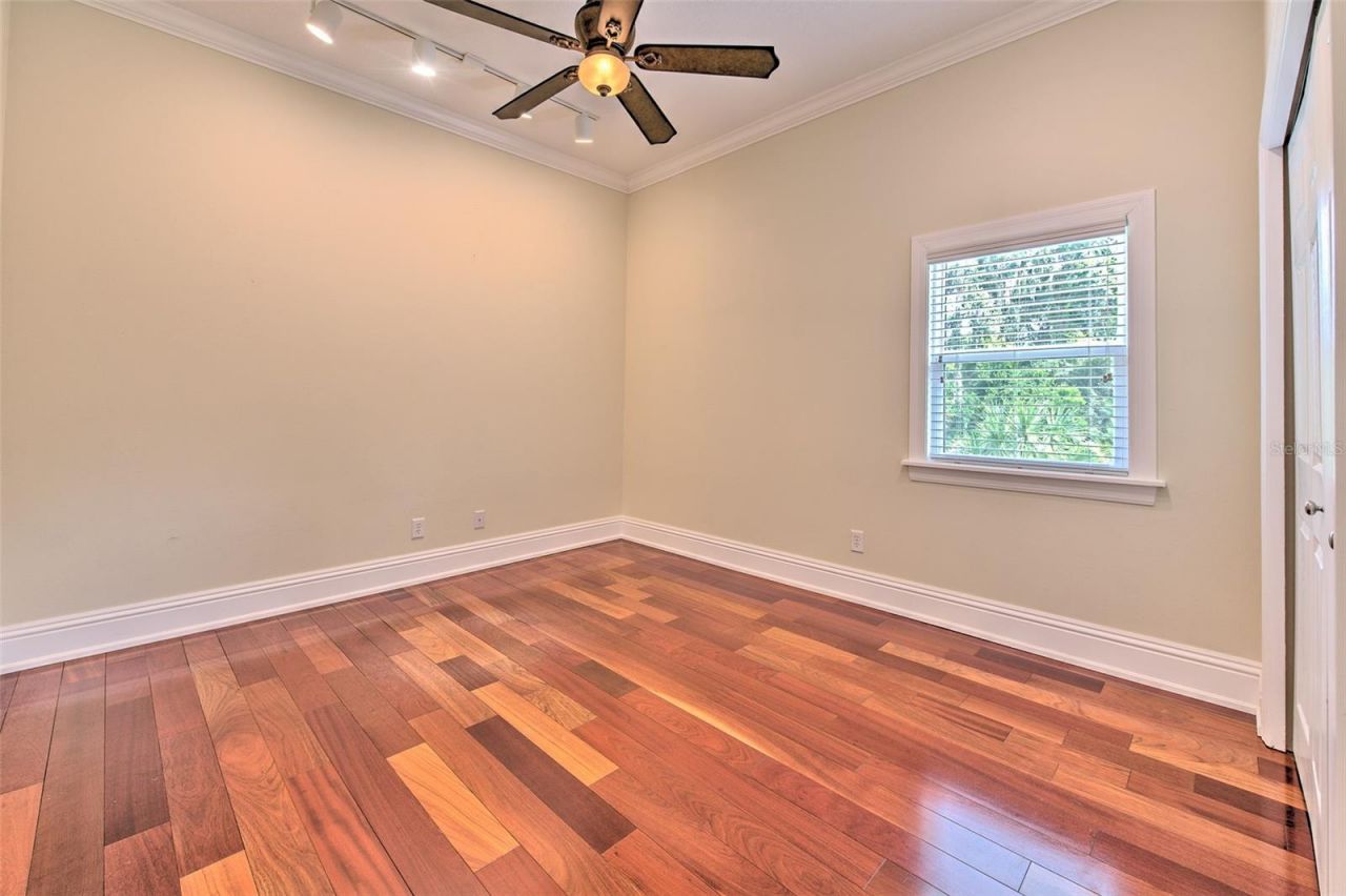 5207 Merion Rd, Valrico, FL 33596 Photo