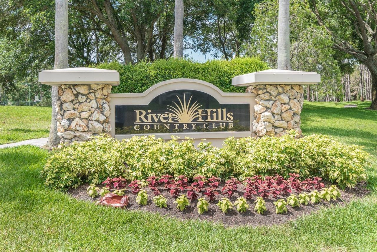 5207 Merion Rd, Valrico, FL 33596 Photo