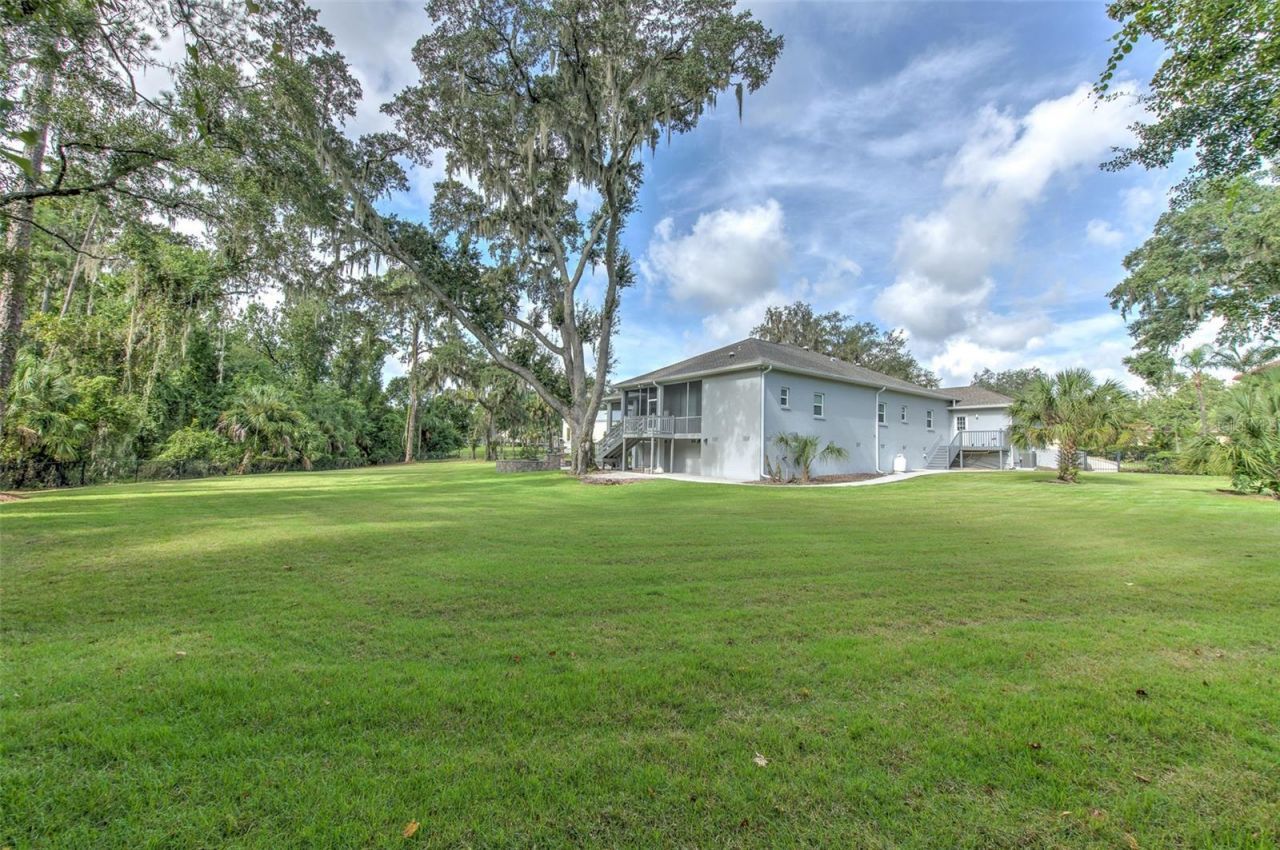 5207 Merion Rd, Valrico, FL 33596 Photo