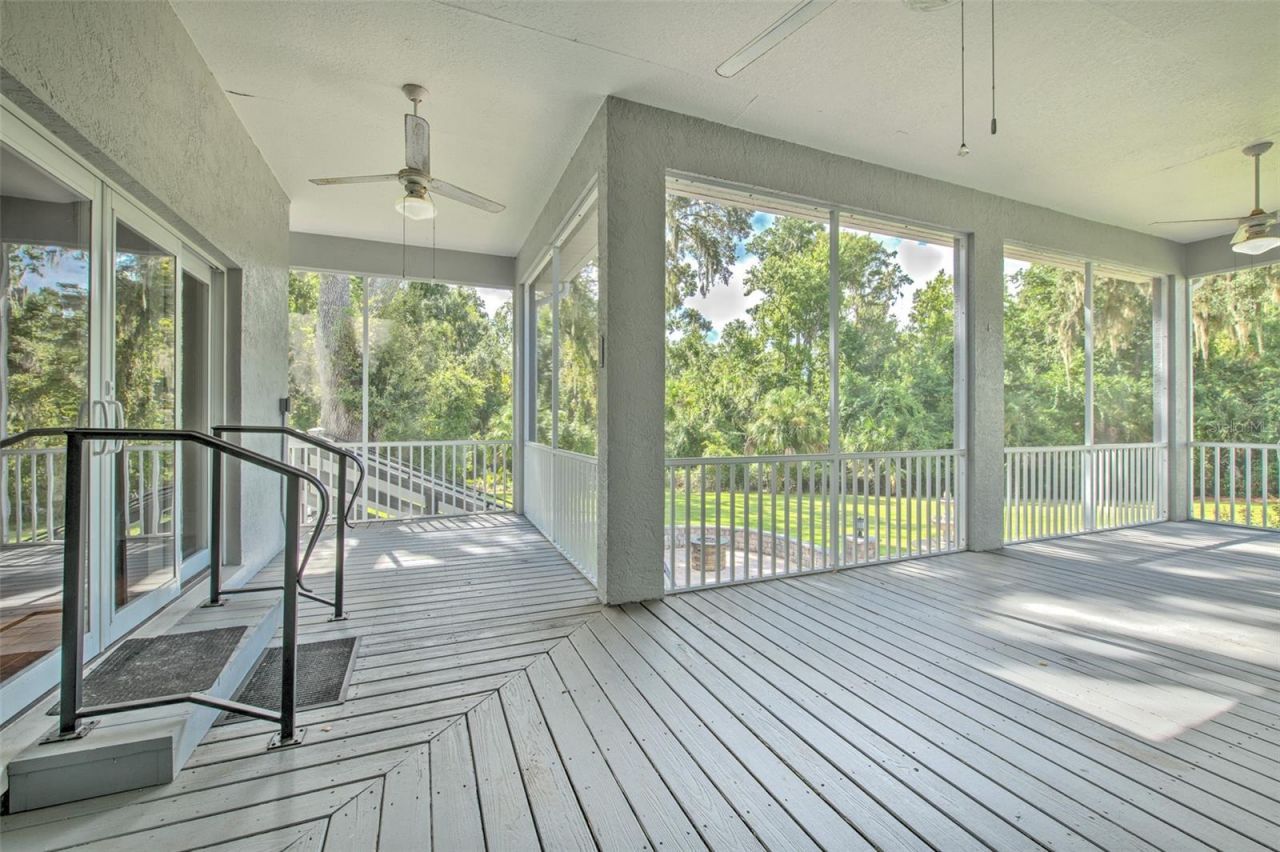 5207 Merion Rd, Valrico, FL 33596 Photo
