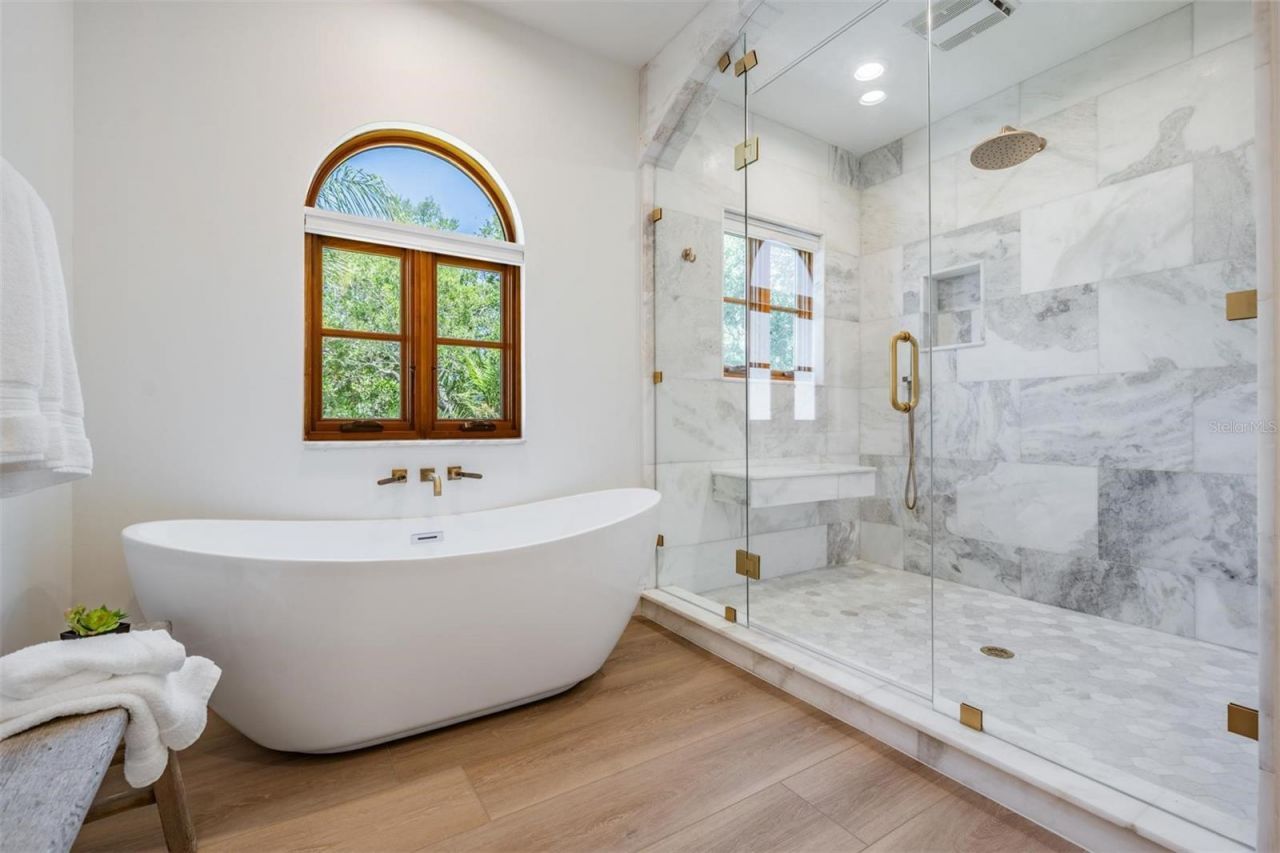128 Carlyle Drive, Palm Harbor, FL 34683 Photo