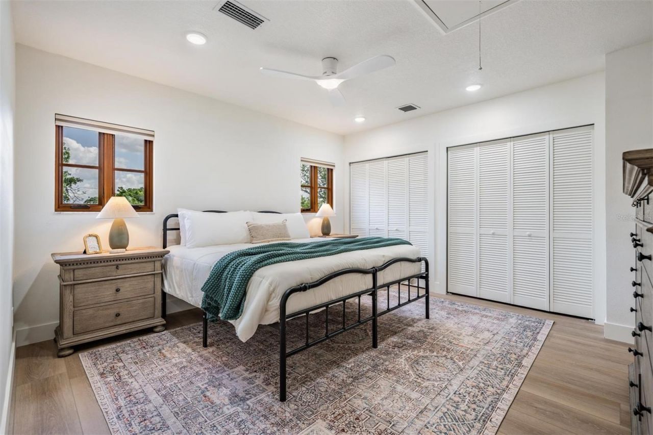 128 Carlyle Drive, Palm Harbor, FL 34683 Photo