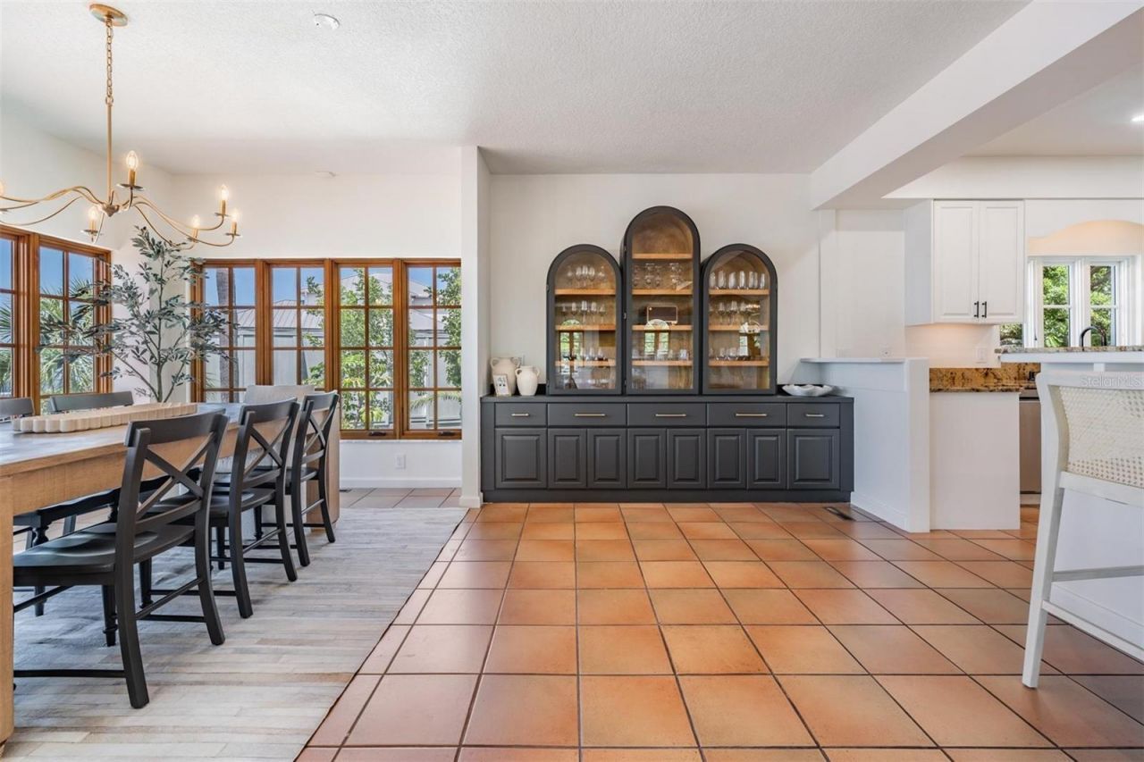 128 Carlyle Drive, Palm Harbor, FL 34683 Photo