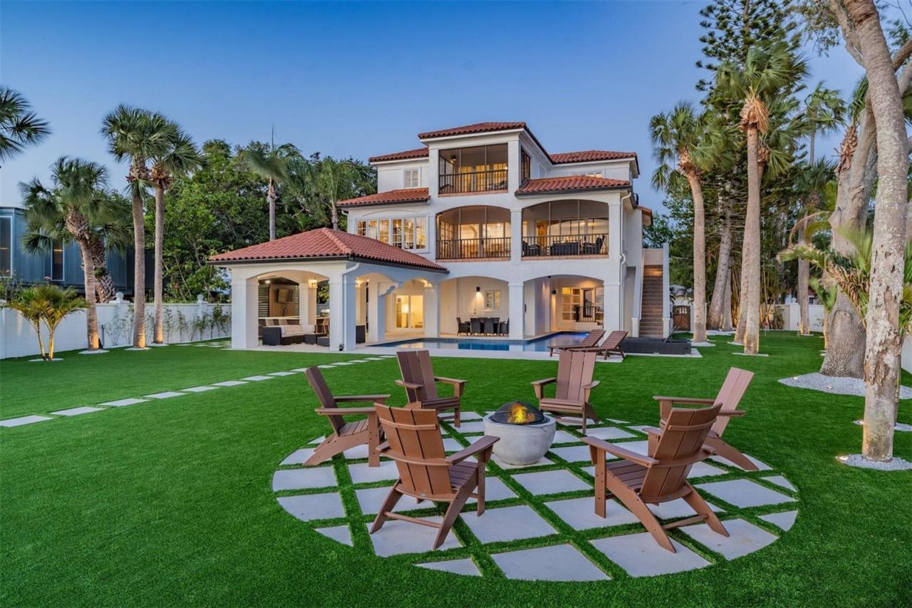 128 Carlyle Drive, Palm Harbor, FL 34683 Photo