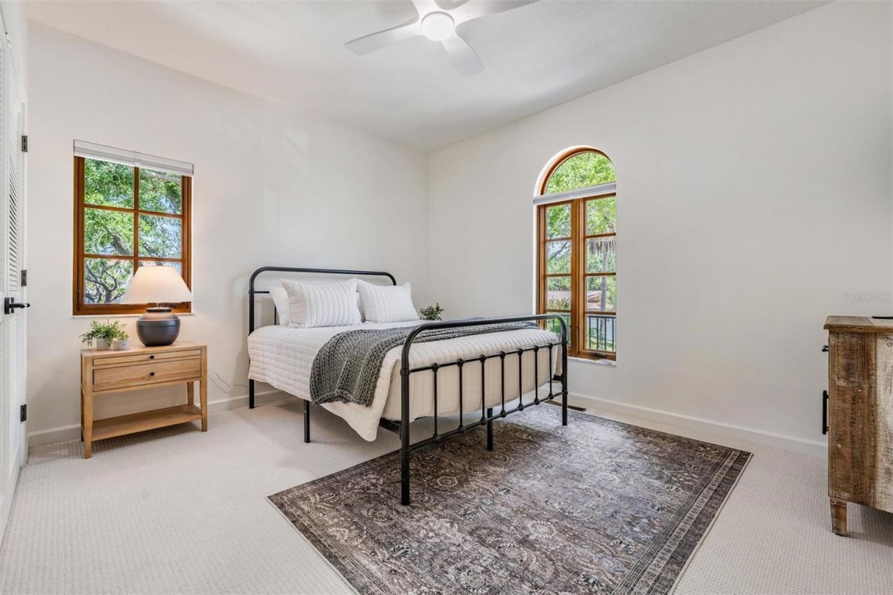 128 Carlyle Drive, Palm Harbor, FL 34683 Photo