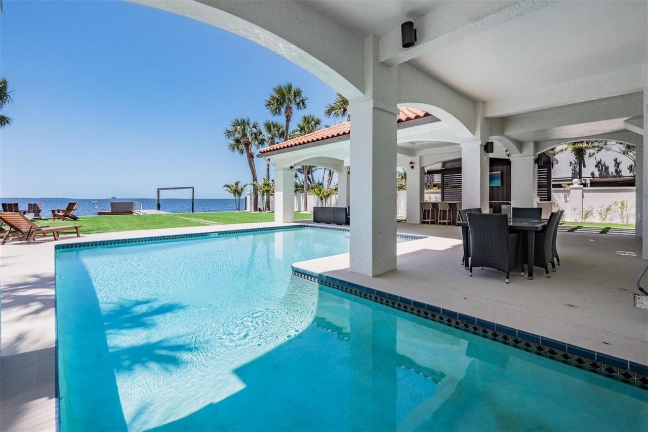 128 Carlyle Drive, Palm Harbor, FL 34683 Photo