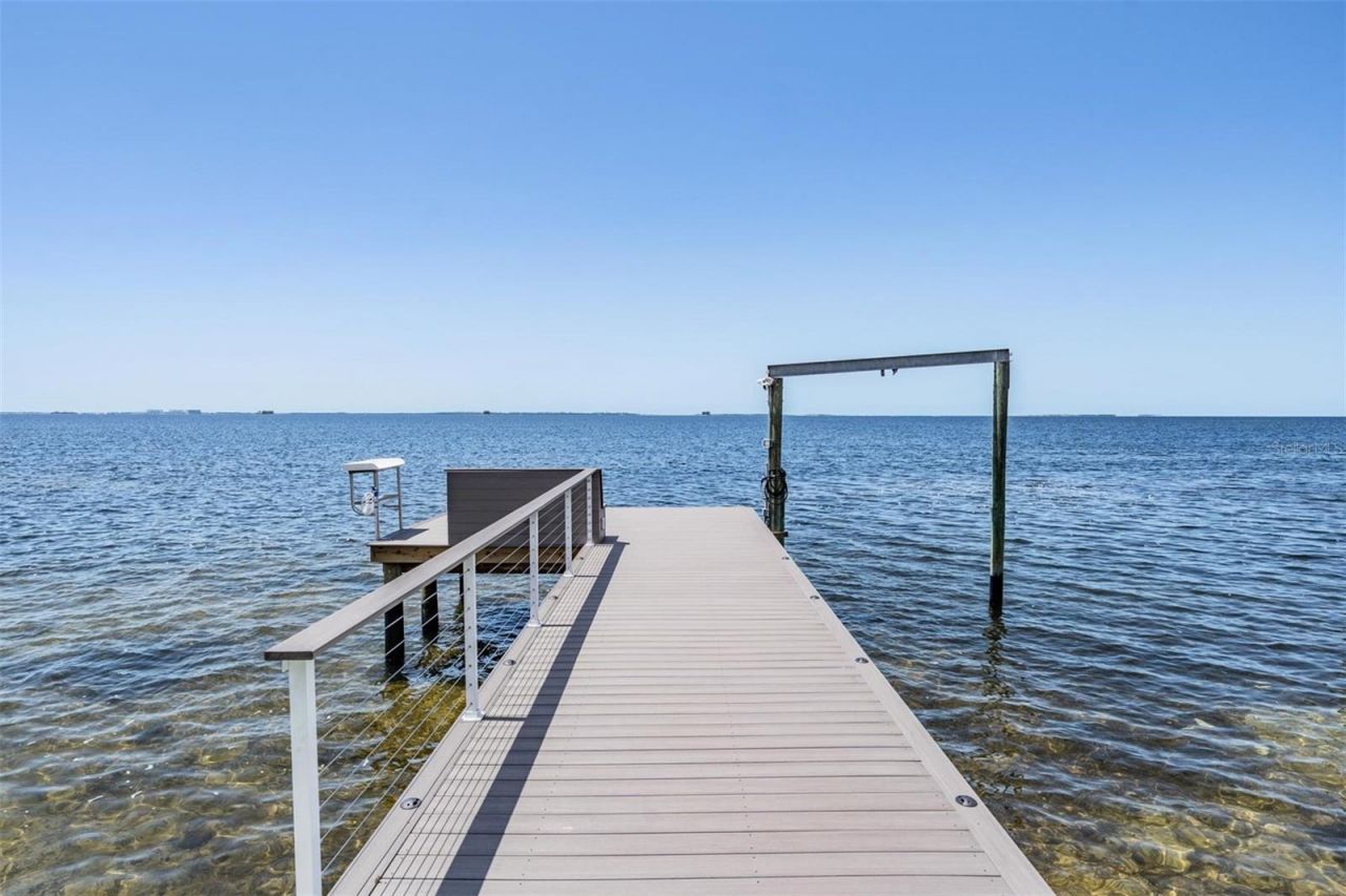 128 Carlyle Drive, Palm Harbor, FL 34683 Photo