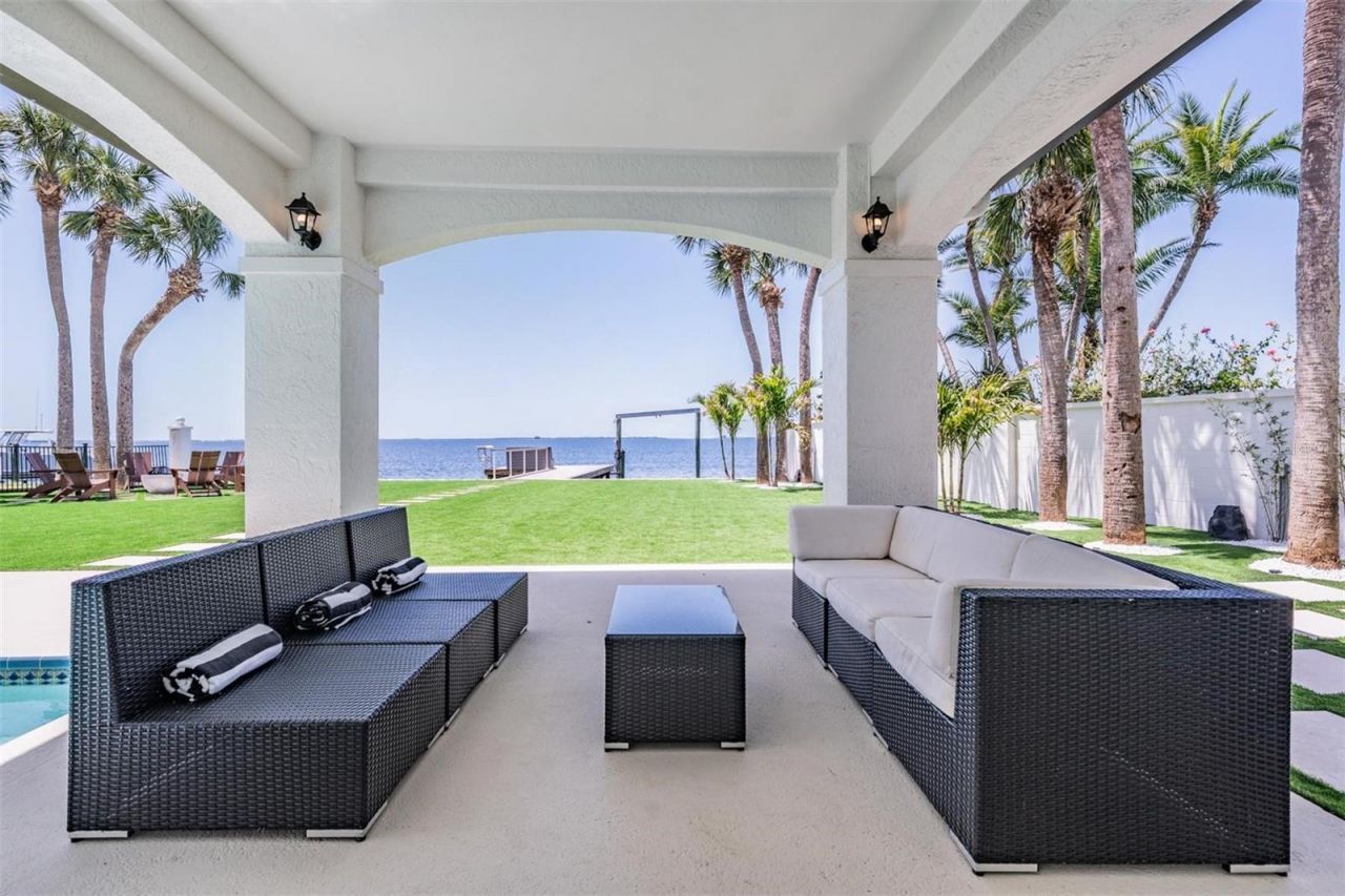 128 Carlyle Drive, Palm Harbor, FL 34683 Photo